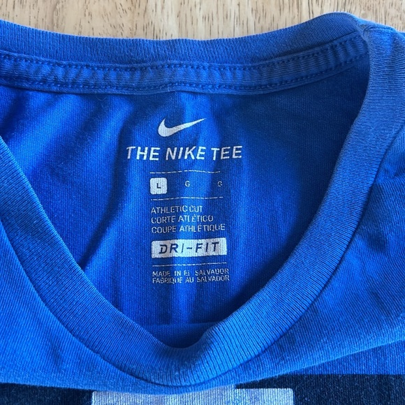 Nike tee - Picture 4 of 8
